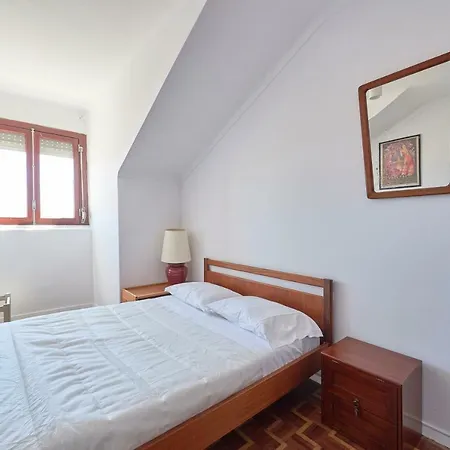 The Economic Apartment Lisbon